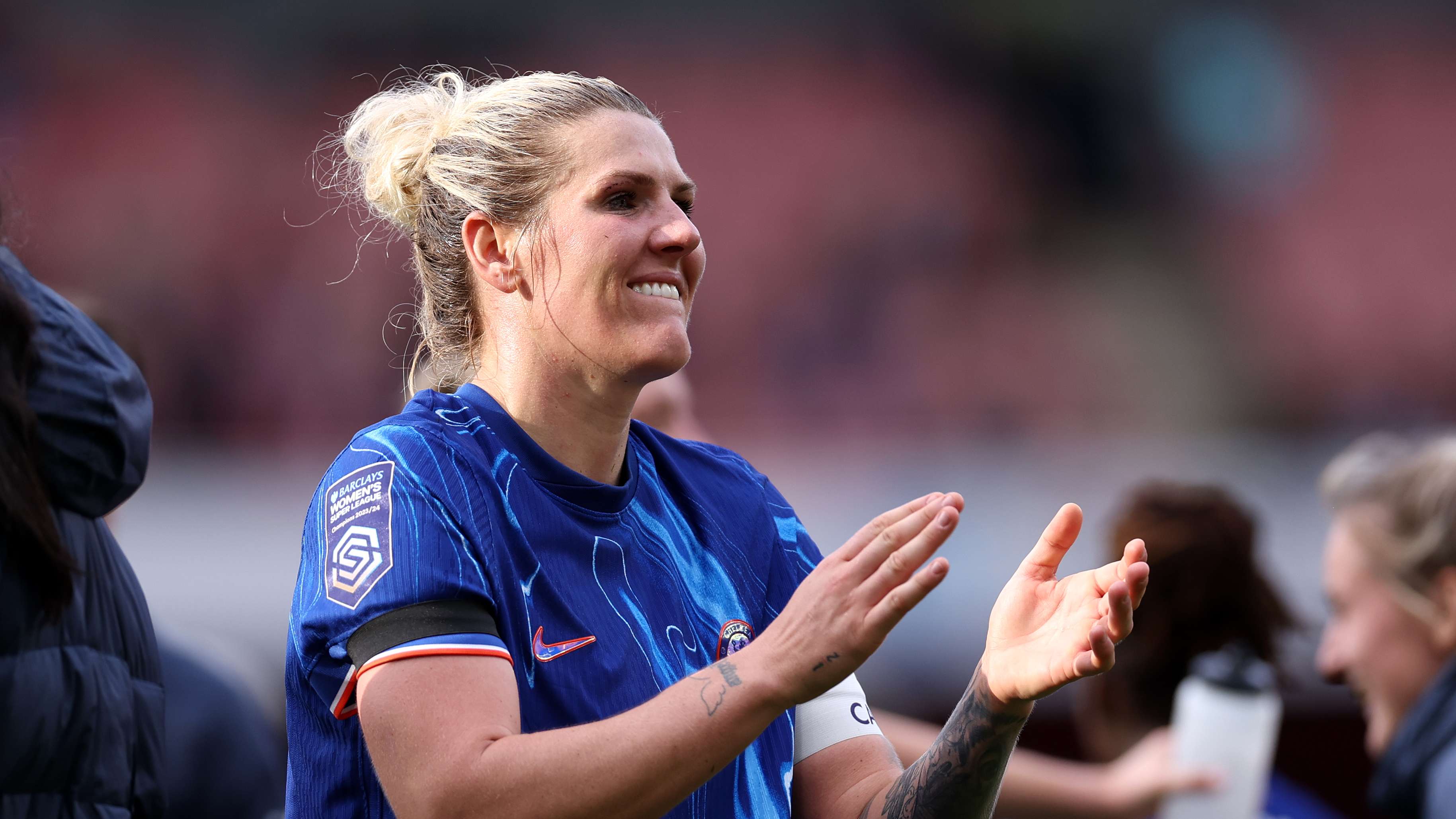 豪门的目光 豪门的目光